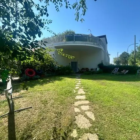 Nyaraló Laguna Garden Velence