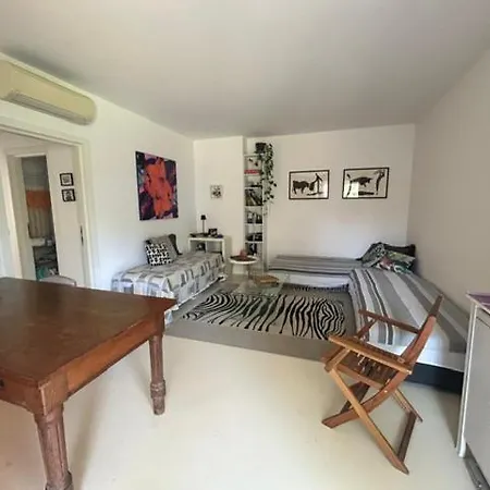 בית נופש Laguna Garden
